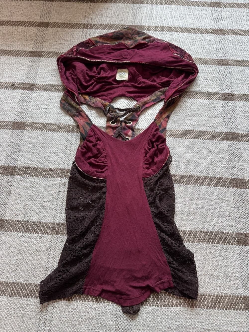 Conscious Convergence Hood Top Tank Maroon Brown Lace Festival Medium Whimsy